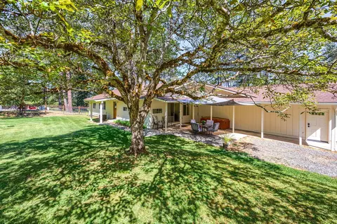 1455 Summit Loop, Grants Pass, OR 97527 photo 43