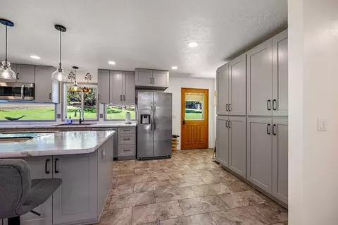 1455 Summit Loop, Grants Pass, OR 97527 photo 13