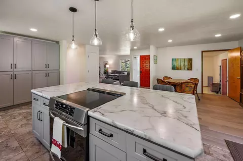 1455 Summit Loop, Grants Pass, OR 97527 photo 11