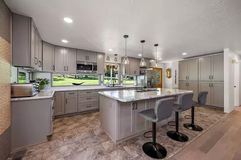1455 Summit Loop, Grants Pass, OR 97527 photo 12