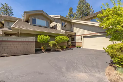 19509 Painted Ridge Loop, Bend, OR 97702