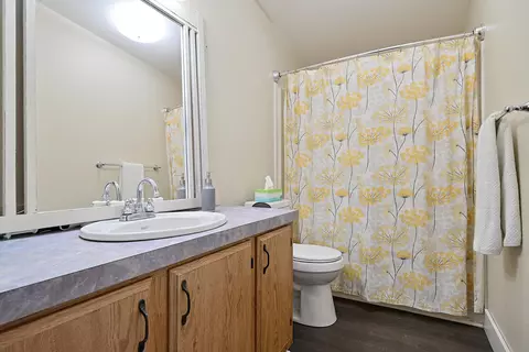 633 E Archwood Dr UNIT 7, Eagle Point, OR 97524 photo 9