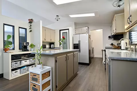 633 E Archwood Dr UNIT 7, Eagle Point, OR 97524 photo 7