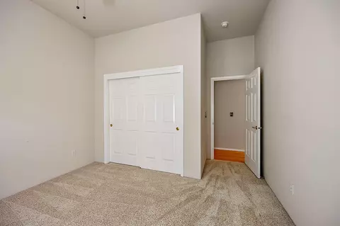 Bedroom - 1532 Panoramic Loop, Grants Pass, OR 97527 photo 5 of 6