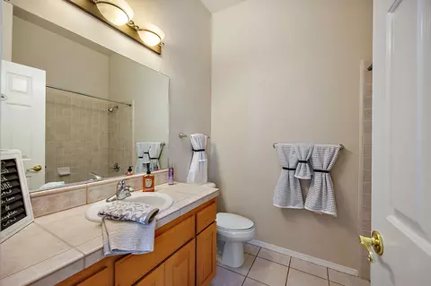 Bath - 1532 Panoramic Loop, Grants Pass, OR 97527 photo 1 of 6