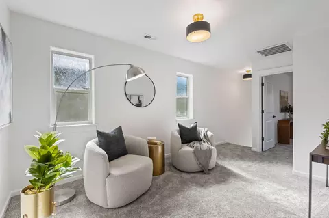 Entry Way - 20780 NE Smoke Stack Ln, Bend, OR 97701 photo 5 of 5