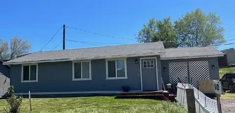 580 SE Gard St, Madras, OR 97741