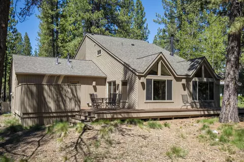 17775 Woodland Ln, Sunriver, OR 97707