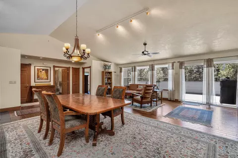20019 Beaver Ln, Bend, OR 97703 photo 9