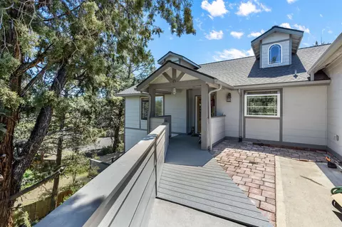 20019 Beaver Ln, Bend, OR 97703