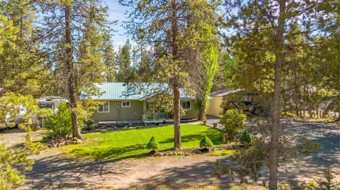 Exterior - 16033 Aqua Rd, La Pine, OR 97739 photo 10 of 10