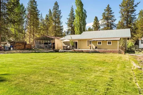 Exterior - 16033 Aqua Rd, La Pine, OR 97739 photo 8 of 10