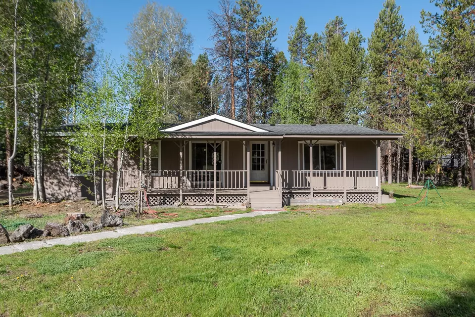  52703 Golden Astor Rd, La Pine, OR 97739 photo 1