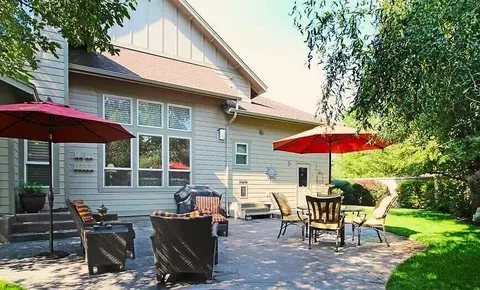 Exterior - 60965 Creekstone Loop, Bend, OR 97702 photo 2 of 8