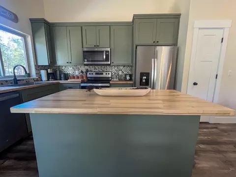 16250 Lava Dr, La Pine, OR 97739 photo 12