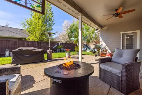 Other - 1000 Pumpkin Ridge Dr, Eagle Point, OR 97524 photo 4 of 14