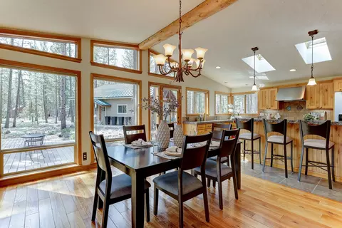 Dining - 53496 Wildriver Way, La Pine, OR 97739 photo 1 of 3
