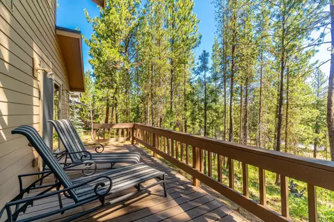 Exterior - 53496 Wildriver Way, La Pine, OR 97739 photo 10 of 12