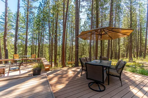 Exterior - 53496 Wildriver Way, La Pine, OR 97739 photo 6 of 12