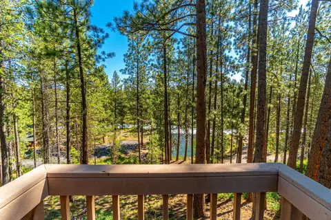 View/Area - 53496 Wildriver Way, La Pine, OR 97739 photo 7 of 13