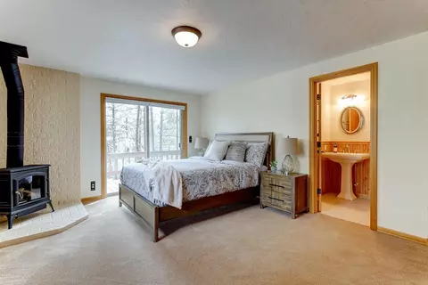 Bedroom - 53496 Wildriver Way, La Pine, OR 97739 photo 4 of 6