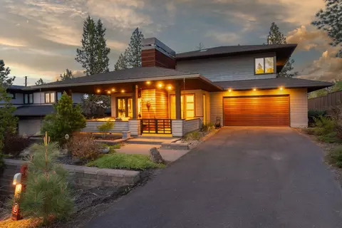 19186 NW Mt Shasta Dr, Bend, OR 97703