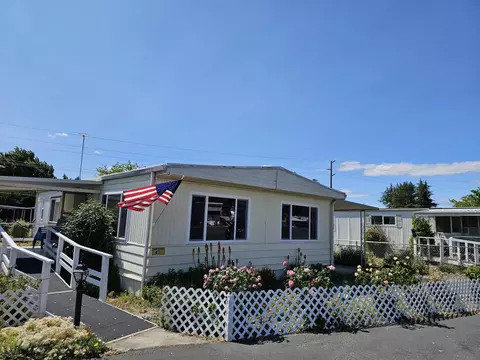 1241 Dowell Rd #47, Grants Pass, OR 97527