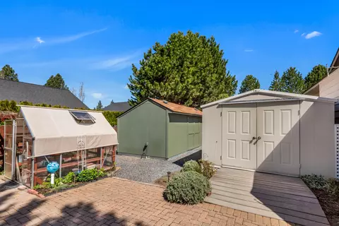 61265 Crescent Ct, Bend, OR 97702 photo 36