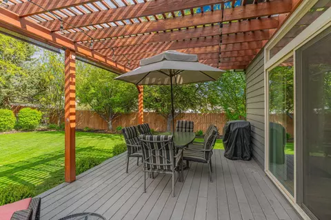 63227 Bedrock Ct, Bend, OR 97701 photo 11