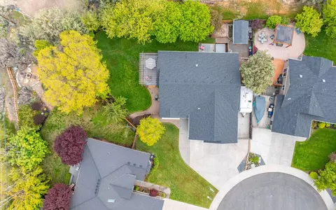 63227 Bedrock Ct, Bend, OR 97701 photo 45