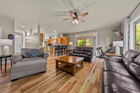 63227 Bedrock Ct, Bend, OR 97701 photo 16