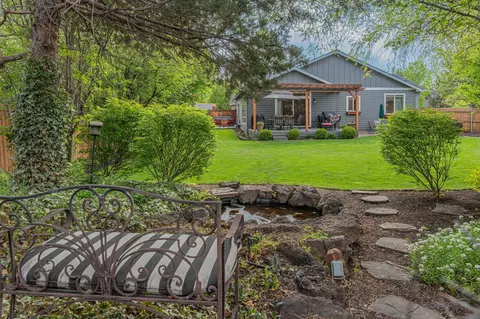 63227 Bedrock Ct, Bend, OR 97701 photo 38