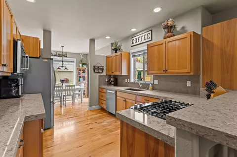 63227 Bedrock Ct, Bend, OR 97701 photo 17