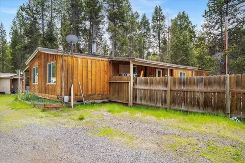 17135 Osprey Ct, Bend, OR 97707 photo 1