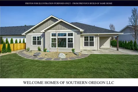 Exterior - 1417 River Run St, Central Point, OR 97502 photo 3 of 15