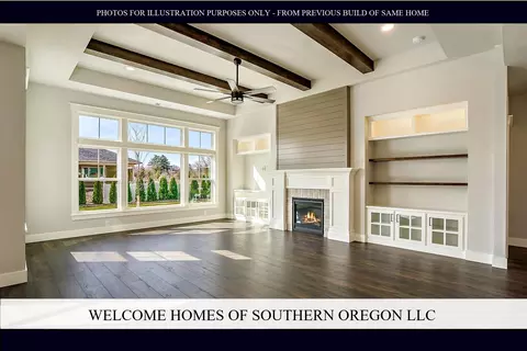 Living - 1417 River Run St, Central Point, OR 97502 photo 4 of 4