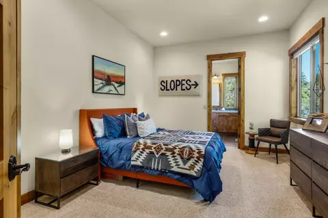 60486 Snap Shot Loop, Bend, OR 97702 photo 14