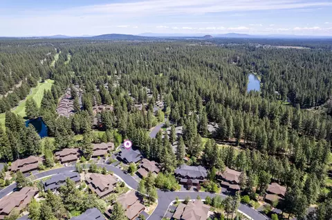 60486 Snap Shot Loop, Bend, OR 97702 photo 3