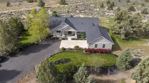 14830 SW Chickadee Rd, Terrebonne, OR 97760