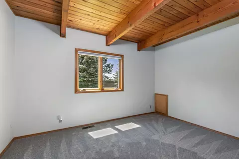 Bedroom - 65880 NW Cline Falls Rd, Bend, OR 97703 photo 2 of 3