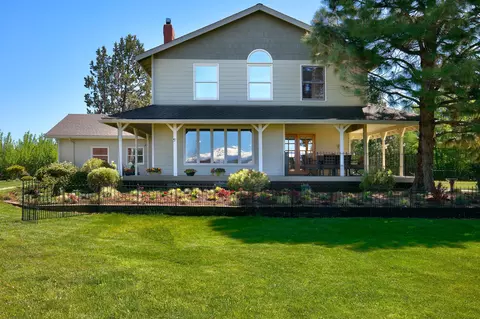 Exterior - 65880 NW Cline Falls Rd, Bend, OR 97703 photo 12 of 21