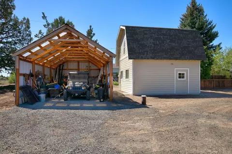 Exterior - 65880 NW Cline Falls Rd, Bend, OR 97703 photo 18 of 21
