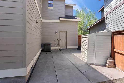 63122 Riverstone Dr, Bend, OR 97703 photo 43