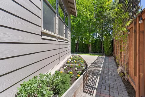 63122 Riverstone Dr, Bend, OR 97703 photo 42