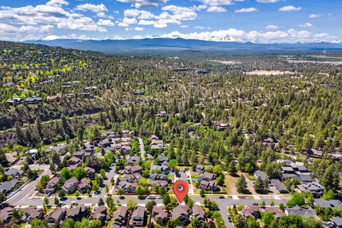 63122 Riverstone Dr, Bend, OR 97703 photo 46