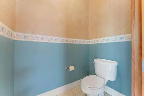 Bath - 330 Seclusion Loop, Grants Pass, OR 97526 photo 4 of 6
