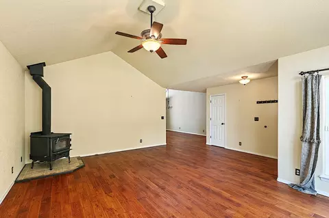 1351 Summit Loop, Grants Pass, OR 97527 photo 10