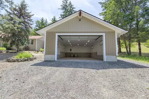 1351 Summit Loop, Grants Pass, OR 97527 photo 34