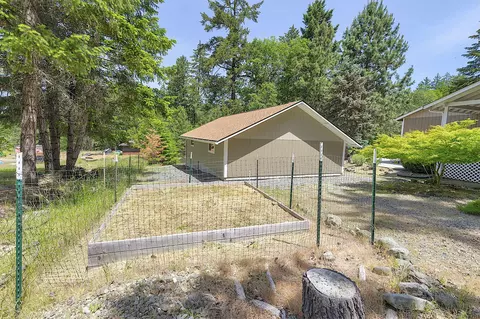1351 Summit Loop, Grants Pass, OR 97527 photo 38