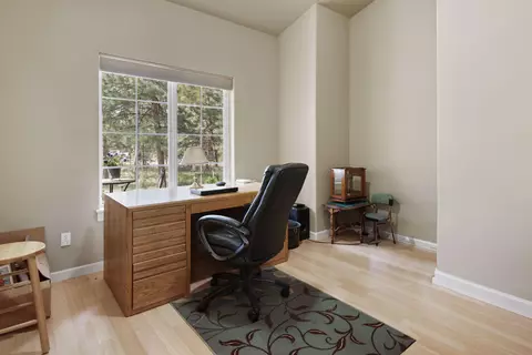 60620 River Bend Dr, Bend, OR 97702 photo 17